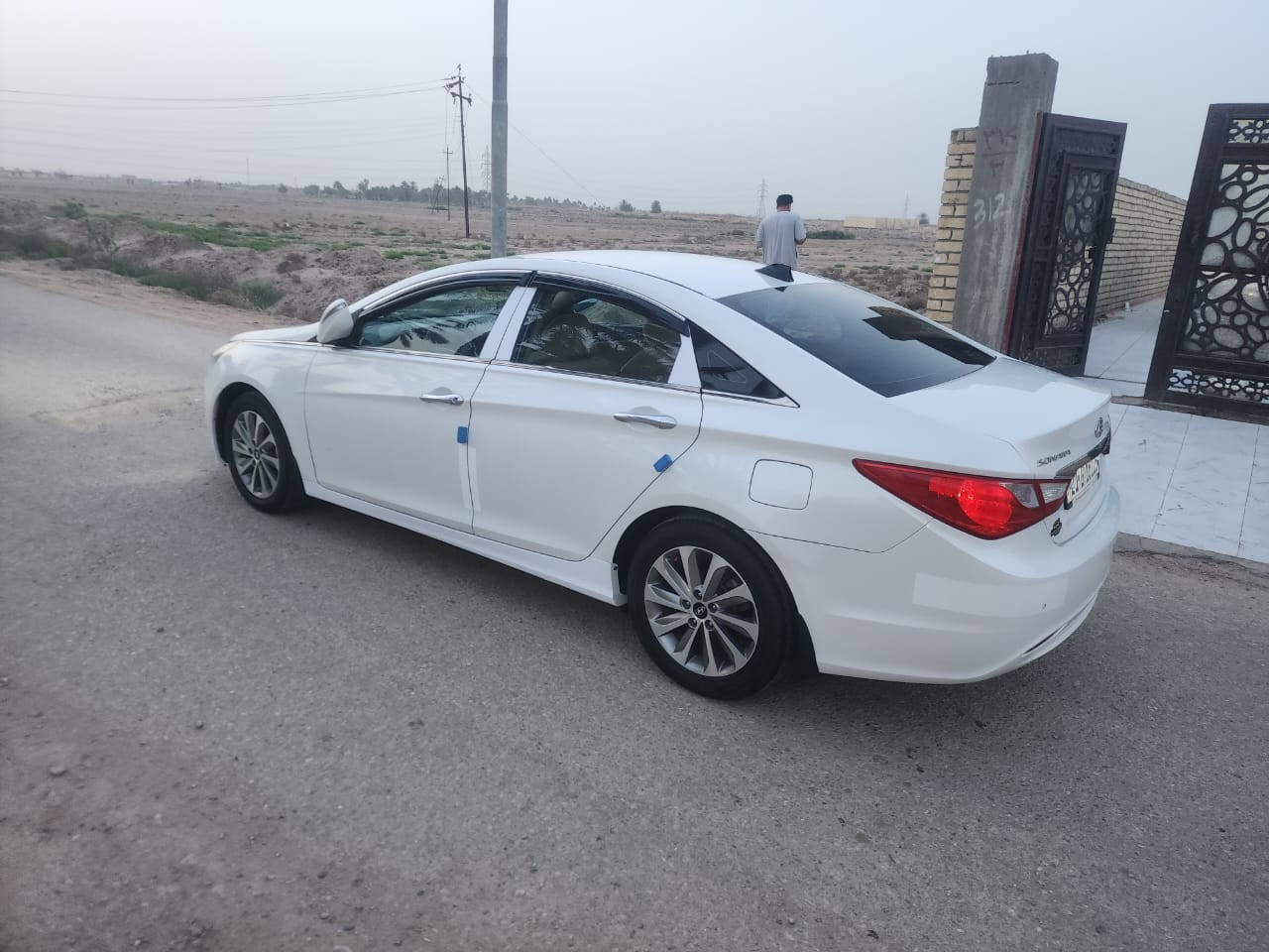 كفااااله عامه من صبغ وضربه وتبديل
حتى الدعاميات بدون صبغ بيها ملاحــــــــظات جدا بسيطة كلها موضحها راسلني ودزلك فديو 
جدا جديده
وكلشي موضح بالصور
رقم سليمانيه دولـــي  
تريد تحويل تريد وكالة
مواصفات الشـــــركة العامة
محرك 2400
السياره جاهزه للاخير   اي نقص ما بيها
محرك كير تبريد تدفئه حداديه كهربائيات  كله جاهز

مكان الحله 
***********
***********
