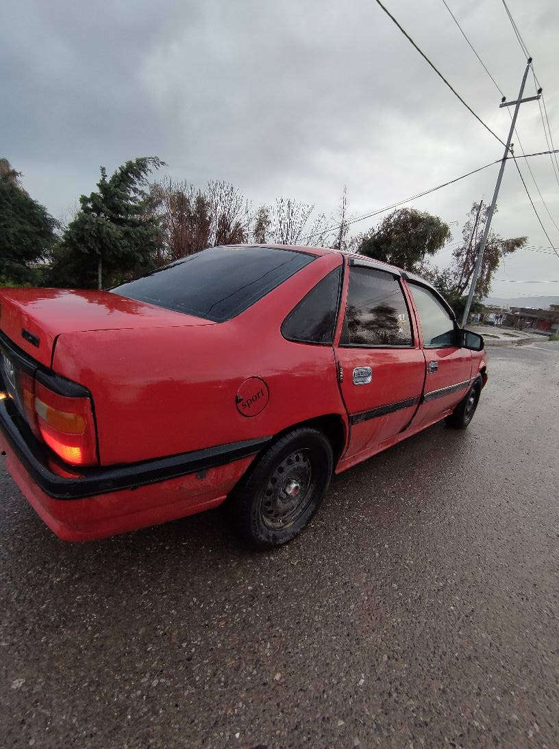 ئۆپڵ فیکترا حلووج
مۆدیل 1992
مەکینە 18 گیرو مەکینە بەشەرتی 10فیتەر مووسو بڕاوەو
 وەرگەراو بەشەرت 
پیشو پشتی کەپسە
 لیدراوی نیە 
چوار تایەی تازە 
سڵایدە فڵچەو کارەبای مەزبووتە نرخ15گەڵا
ناونیشان قەزای حاجیاوا
ژم *********** رانية, السليمانية
