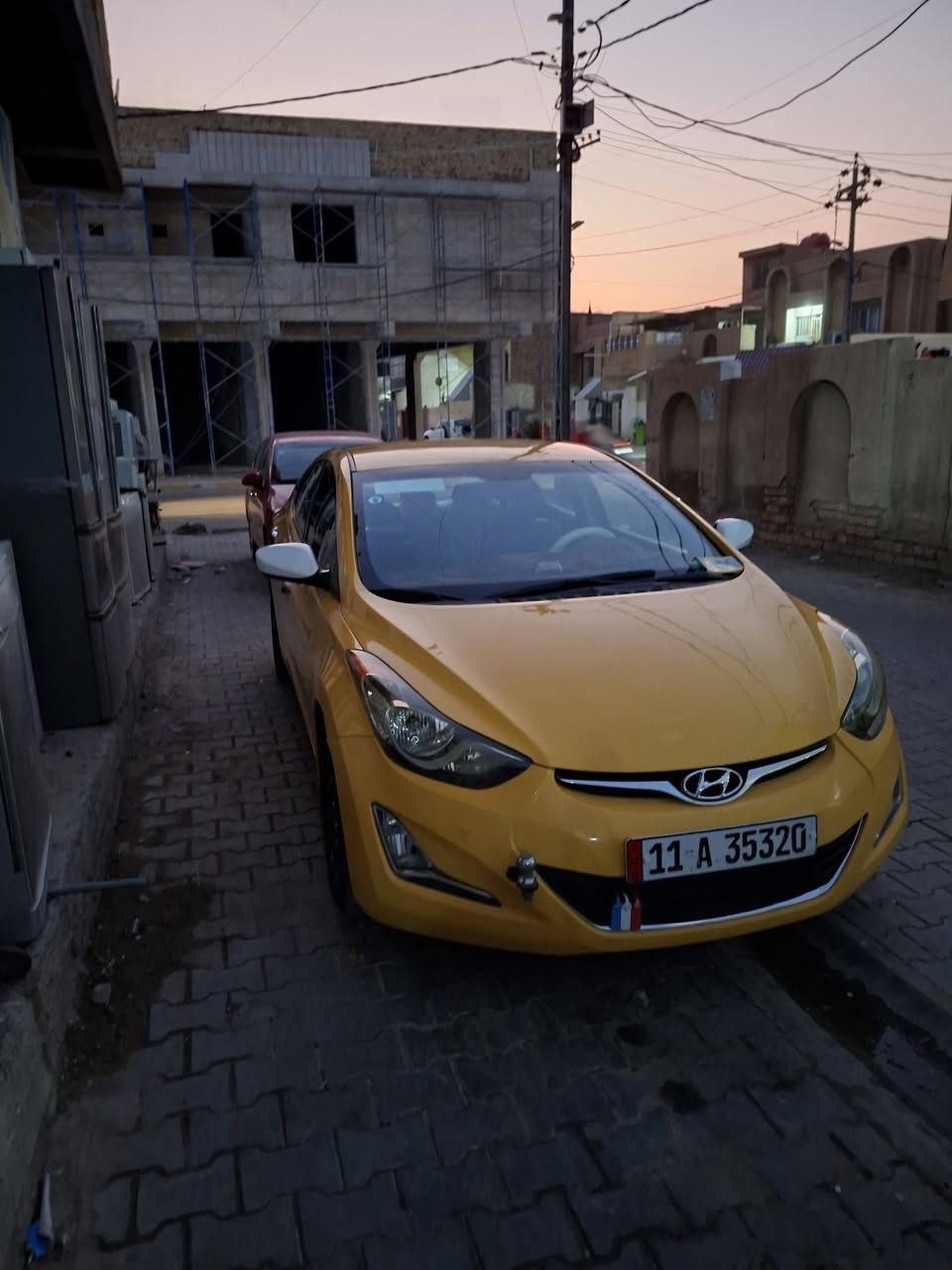 السلام عليكم النتره ١٣ جاهزه من كلشي ليبل واحد فقط جاملغ امامي جهت سايق بدون دواخل مكاني كوت     شراي يخابر ***********  
سعر ١٠٥ وبيه مجال مكينه ١٨٠٠  امريكي
