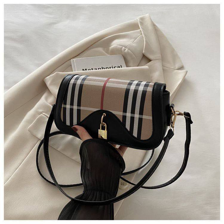 السلام عليكم حقائب نسائيه كوالتي بأسعار تنافسية ماتعبر ل25 اسعارهن كلشي شي جديد 👜
جملة+ مفرد 👜
توصيل كافة المحافظات 5 ودخل الحسينية الفين


**إذا كنت صاحب هذا الإعلان وتريد حذفه لأي سبب، رجاءا أرسل رسالة إلى الدعم الفني**