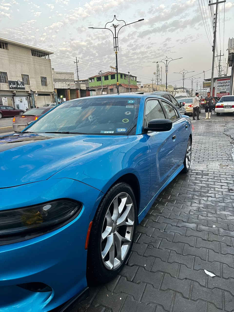 السلام عليكم جارجر 2019 جتي خليجي فول للخيرر رادارات حساسات كشنات  حضن ستيرن كهرباء لون بحري مميز  رقم بغداد  راعيه بل بصره مشروع وطني ما بيه اي نقص حته تخم تاير توه جاشد ويل ٢٠ بلاد حادث ٣ قطع بل عراق  مكان السياره بصره هاذ  رقمي ***********
