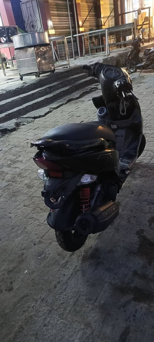 سلام عليكم مَن رخصت الدمن دراجه GTR للبيع شلعه ومعدل  دراجه خير مَـטּ الله تاخذه وتدعيلي مكاني بغداد مدينة الصدر السعر(850) وبيها مجال للاستفسار ***********
