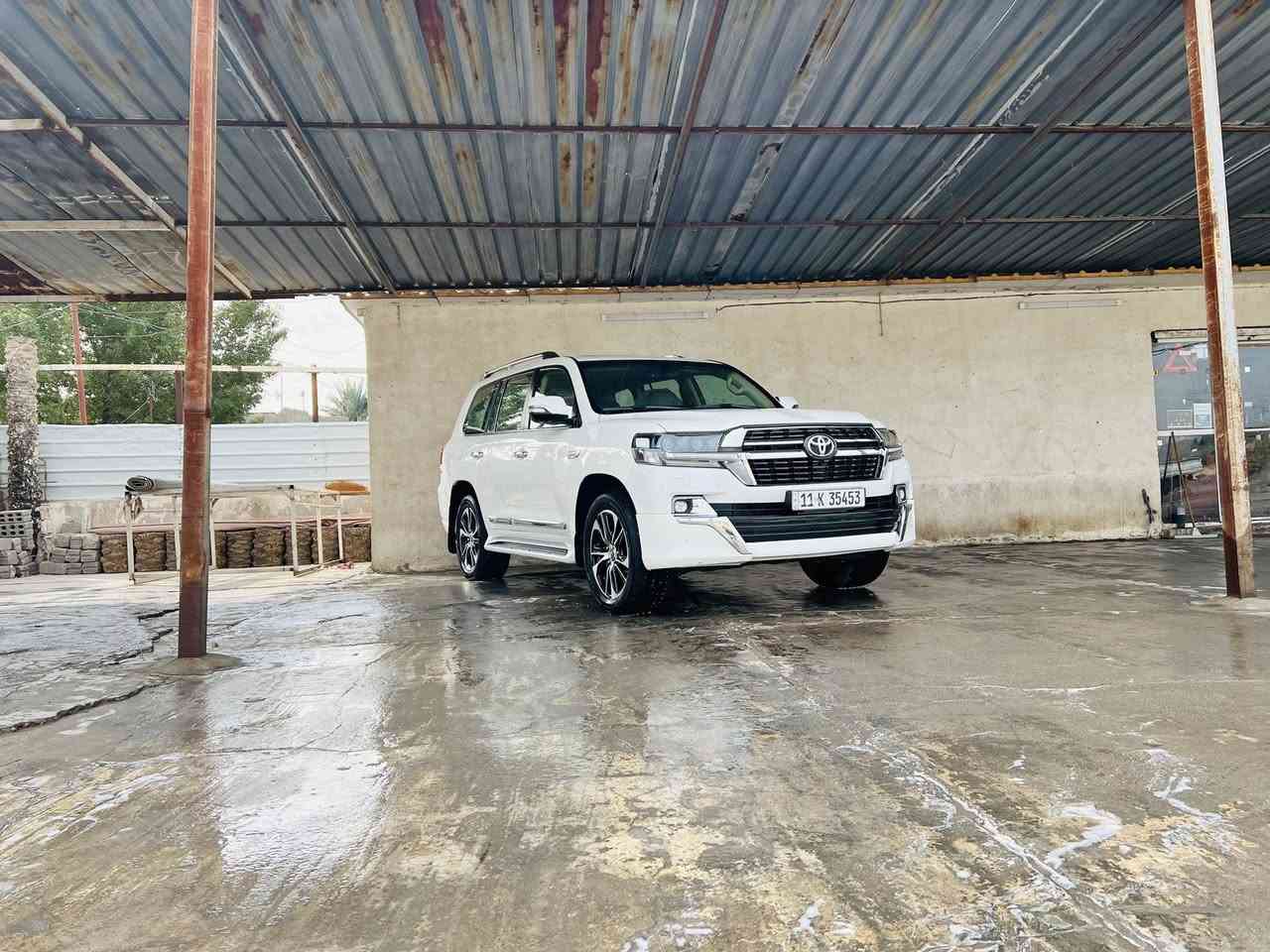 السلام عليكم البيع لاندكروز موديل 2016 كفاله عامه من الصبغ  ول تبديل بيهه بارد بصيط ماشيه 114 تخم تاير جديد تغليف بيديف وصيانه كامله من كلشي السياره جديده بمعنه الكلمه رقم جديد بغداد السعر 460 $ مكان بابل  ***********
