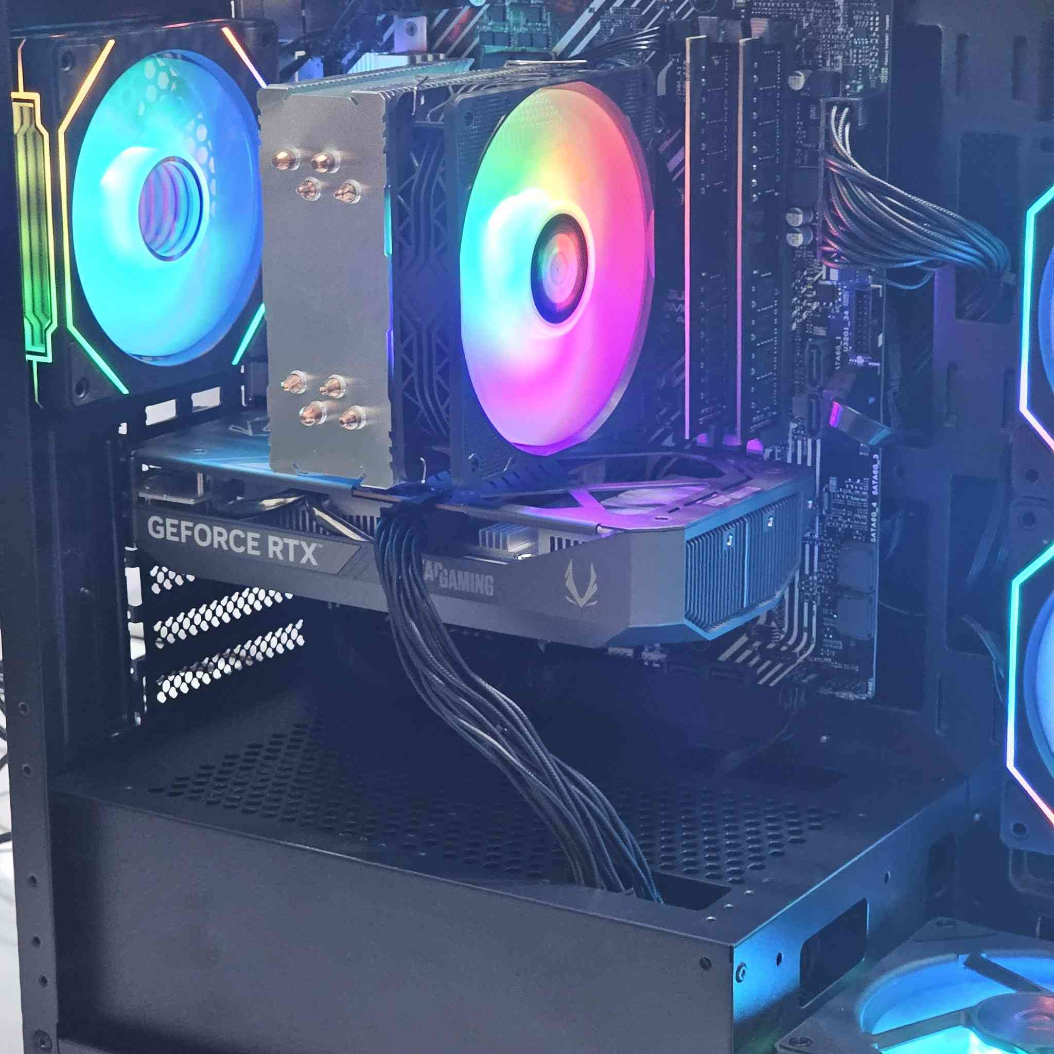 السلام عليكم ❤️
توفرت تجميعة تحفة مرتبة المواصفات  :

CPU : I5 11400F 4.4GHZ
6Cores / 12Thread 

 Cooler 120ML RGB With Box

M.B : B560M Asus Prime-A Wifi 

RTX 5050 Zotac Twins Edge OC 8GB With 
Box
كرت ممتاز وقوي وبعد بيه الDLSS 4 ⚡️✨️

Ram 16GB DDR4 (2×8) 3200MHZ
 
Storage :  M.2 NVME 512GB 
 
PSU 600W Xigmatek odin With Box

Case + 4FANS RGB Aigo 

نظافتها كلش عالية والكارت بعده بالستيكر 

تشغلك أي لعبة وبفريمات حلوة (تجربة سلسلة)

السعر 940 ألف قفل غير قابل للنقاش ✨️

للحجز مراسلة الصفحة ❤️

متوفر توصيل لجميع المحافظات ❤️


**إذا كنت صاحب هذا الإعلان وتريد حذفه لأي سبب، رجاءا أرسل رسالة إلى الدعم الفني**