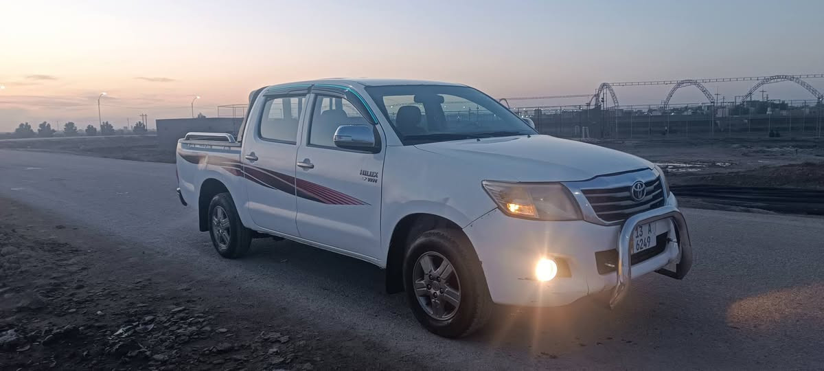 سلام عليكم اللبيع فلاونزه
موديل 2012
مكينه وكير باكيت شرط 
حداديه باكيت شرط طخم تايرات جديده 
سياره مكفوله من كلبه وال ركوه  ضربه بيه بل تكمه الوصطانيه من جهت السايق
دواخل تخبل تبريد شقال كامله كل نقص ما بيها 
سياره جاهزه مال جناي 
سنويه مجدده مشروع وطني ال 2030 رقم ميسان
تحويل ثاني يوم 

سعر 140
مكان ناصريه قضاء الإصلاح رقم ‏‪***********
