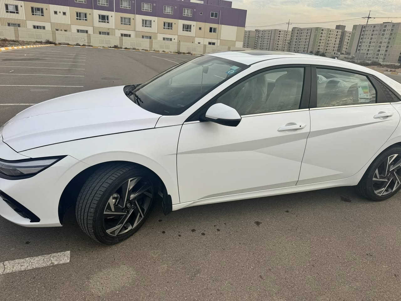 النترا ٢٠٢٤ خليجي بغداد
ماشية ٤٩ الف موميل
مكينة ٢٠٠٠
فول مواصفات مال خليجي الموصفات معروفة
مكفولة كفالة عامة من كلشي 
تحويل ثاني يوم
السعر ١٨٧
التواصل ع رقم ***********
