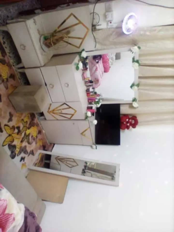 8 قطع سعر 500 مكان حريه


**إذا كنت صاحب هذا الإعلان وتريد حذفه لأي سبب، رجاءا أرسل رسالة إلى الدعم الفني**