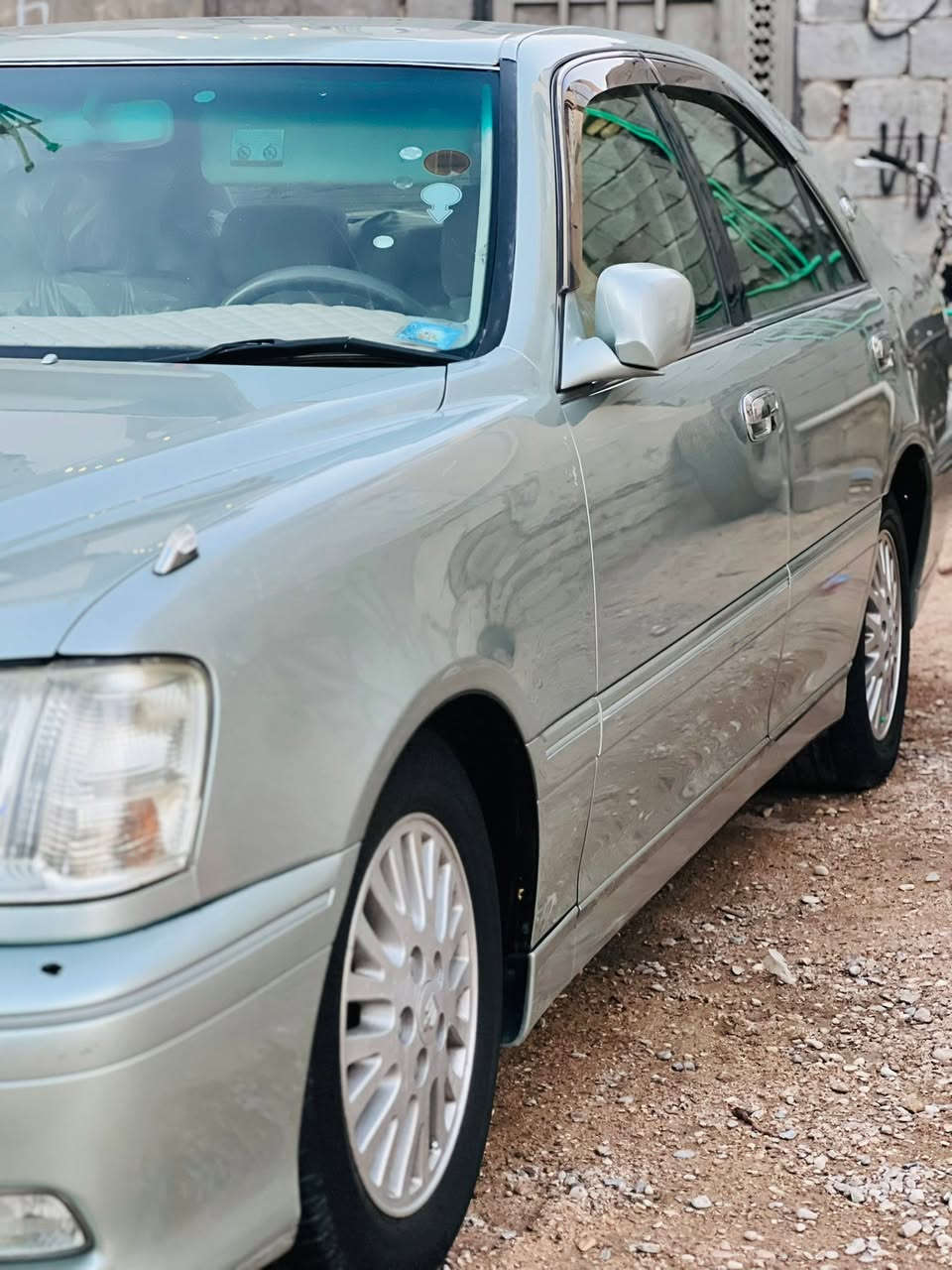 ‏سلام عليكم جنون گصه شنطة فقط رقم بصره شرطة التحويل مباشر سياره كرستال اصل سيارة جديدة ونظيفة الشراي يتصل *********** البصرة القرنه
