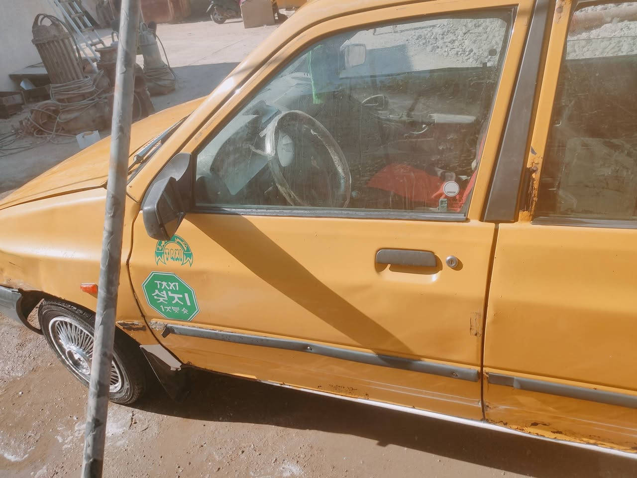 سلام عليكم سياره سعرها 10تريد ابايعك كومه حديد تريد بيها تحويل مكاني بصره كرمه علي  بدون راعي 10تريد اتكفلك اصوليات13سعرها الموشراي لا يراسل وتعب روحه ***********وتساب
