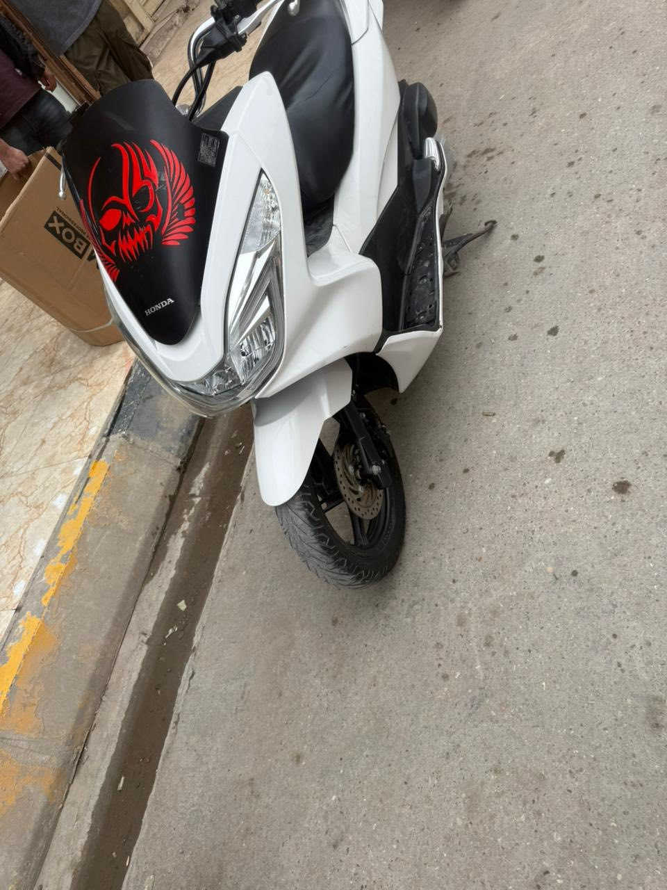 دراجه بسيكس لبيع جيل ثاني ستان كهرباء حساس زدحام كامله مكمله شلعه معدل خير من الله شراي يتصل *********** مكاني بعقوبه السعر 1300 وبيهه مجال لشراي
