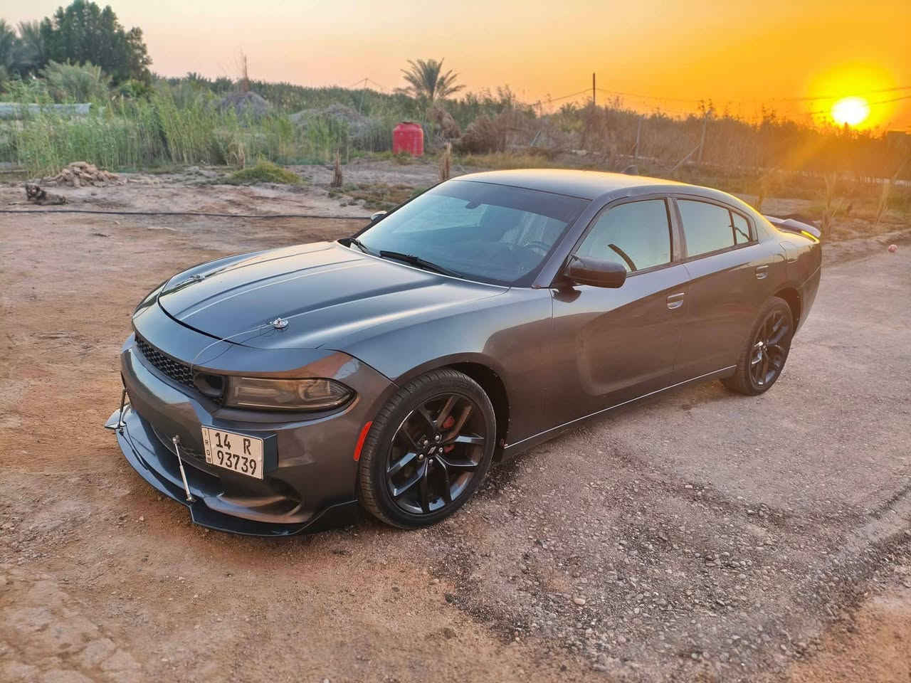 سلام عليكم جارجر  sxt 2015 حادثها بنيد سرقه السياره مصروف عليها هواي
السعر 185 وبيها مجال بصيط حك الجيه 
***********
