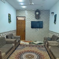 بيت للبيع المساحة 150م واجهية 7.5 يحتوي على كراج سيارة وحديقة واستقبال...