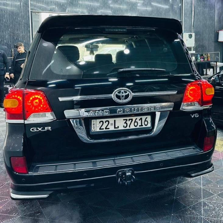 السلام عليكم
جكساره بريمي اصل للبيع نقد فقط بدون مراوس موديل 2010 رقم أربيل شرط التحويل كلين محدث 2014 للجمالية كير محرك شرط محرك 6 ما مفتوح  مواصفات البريم معروفه السعر 325 وبيهة مجال 
وكلشي اكو بالسوك ما تعجبك اعبرها 
وبلخير علياخذها مكان صلاح الدين الشرقاط للاستفسار الاتصال على *********** و ***********
