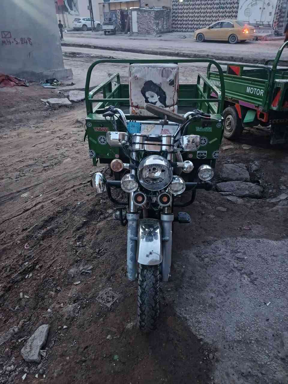 سلام عليكم 
ستوته مديل21اوراق
مكينه مجفتا كهرباية شغاله سلف هندر/
السعر 1/575اوبيه مجال /استفسار***********/بي واتساب
