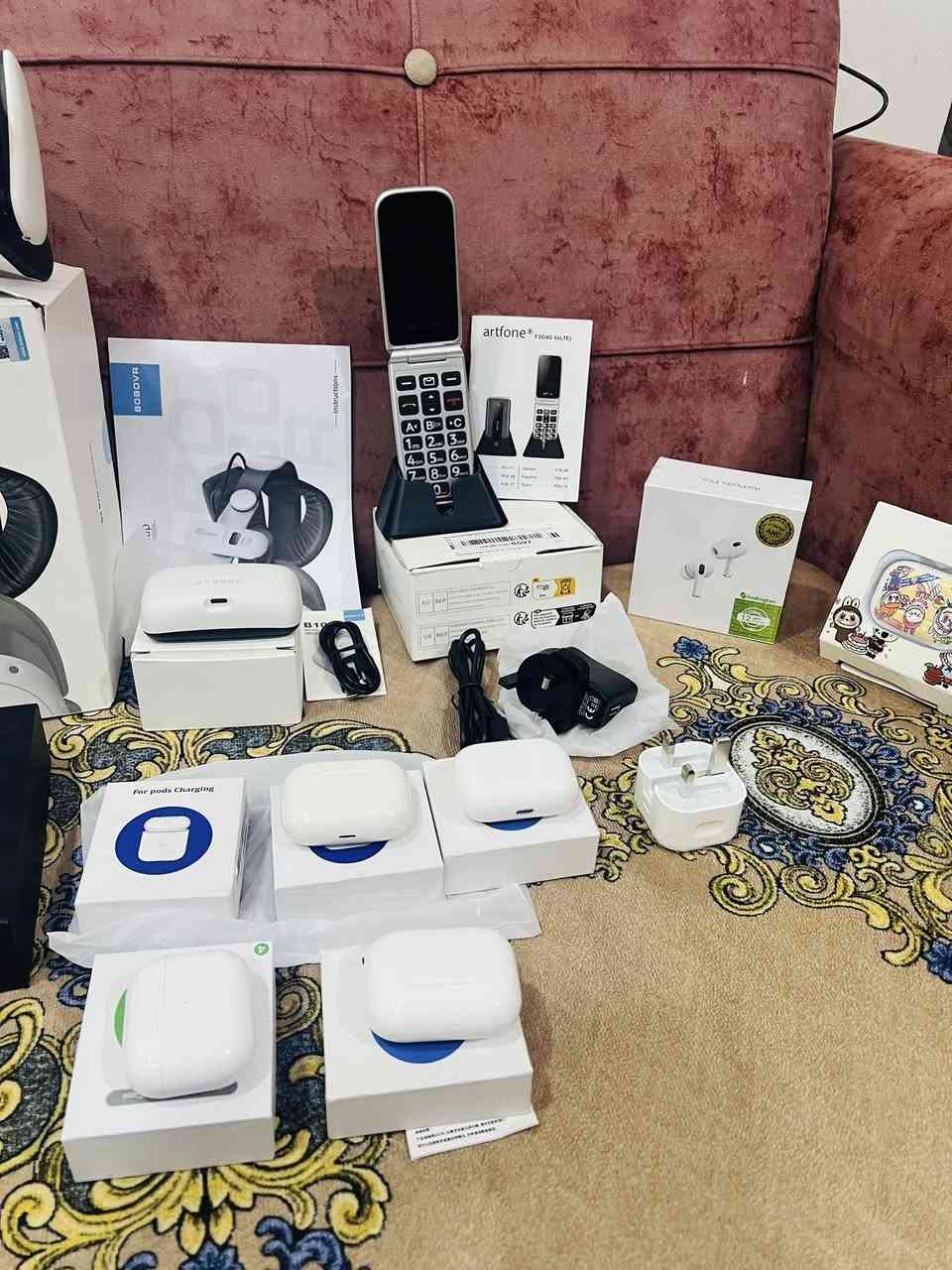 حبايب غراض شي ان وبالة وجدد اصليات للبيع سعرهن شلع 40 وية التوصيل مكاني بغداد حي القاهرة ***********

نضارة الواقع الافتراضي وحدة
كامرات 2
سماعات ايفون 4
ايربود اصلي وتجاري 2
كيس ايربود اصلي 5
جوستكات بلي ثري جدد 2
جوستك جوكر بلي وحاسبة 1
حاضنة تلفون على شكل جوستك 1
تلفون ماركة جديد وغراضة جدد فقط نقص بطارية 1
حاضنة جهاز 1
بلك شحن ايفون نوعية وسيط جديد 1
