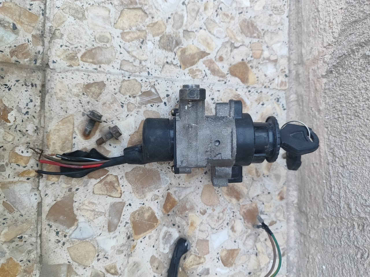 اعيد النشر بسبب الوعود الكاذبه
متاح مكينه وغراض فراشه 
مكينه خللهة فقط مكان البلك مسولك ابيع كوم حديد
كابريتر نوعيه TMMP الاصليه 
تانكي بانزين + تفرعاته 
يدات بريك هنه والقواعد والفيش 
عقل تفصيخ اصلي وليس تجاري
هورنات 2 + فيتبم 1
جك صفح هوه والسبرنكه 
جوزه اصليه يابانيه وليس تجاري 
مكاني نجف حي المكرمه يم الكراج مقابل جمله بركات الزهراء 
للتواصل او الاستفسار خاص او على الرقم ***********
