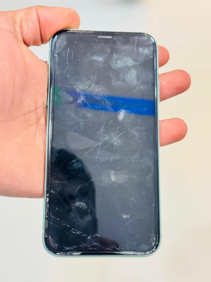 السلام عليكم من رخصة الادمن
متوووفر للبيع

              

📱ايفون 11عادي  

جهاز تحفه

🩵لون  

💾 ذاكرة64

🔋 نسبه البطارية 78

📞دبل سيم كارت

فول نضافه 
فيس ايدي شغال

الشراي يتفضل خاص لو يتصل عل رقم 

‏ ***********
