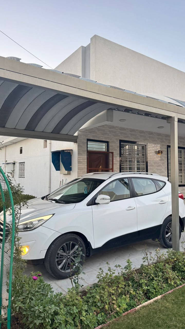 موديل ١٥ اخت الزيرو بيه مكانين بارد حيل بسيطات مكفوله من الصبغ والمعجون والتبدل والاصوليات تبريد ثلج مكان بابل السياره مضمومه مالت جناي السعر ١٥٥ قفل ***********
