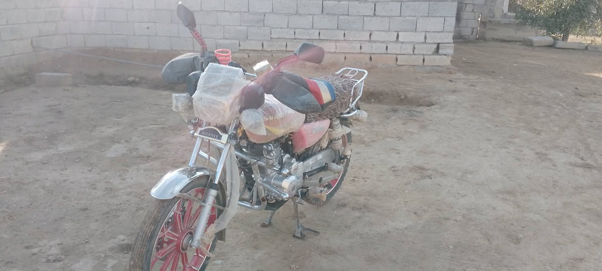 اسلام عليكم ماطور سافين 23 محرك مامفتوح شرط محرك 200 نشاط فول نضافه فول بيع وراوس  السعر 600 وبي مجال ‏‪***********‬‏
