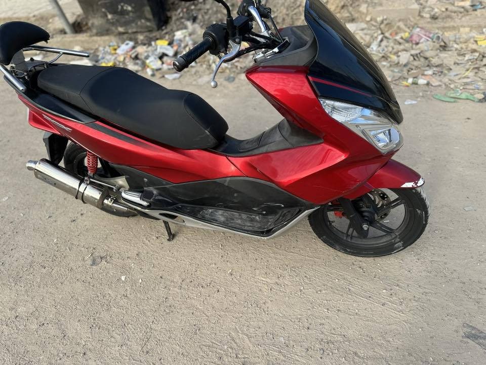 دراجة بيسي اكس دراجة جديدة او نظيفة بمعنة لكلة مكفولة كفالة عامة ماشية 26 مكينة 150 ياباني الجيل الثاني تجي تفحص وتشوف بعينك او وين ماتاخذة اخذهة الك حق تفحص وين مادريد الدراجة كلهة بلادي tF بغداد  السعر 22ورقة وبيهة مجال 

***********
