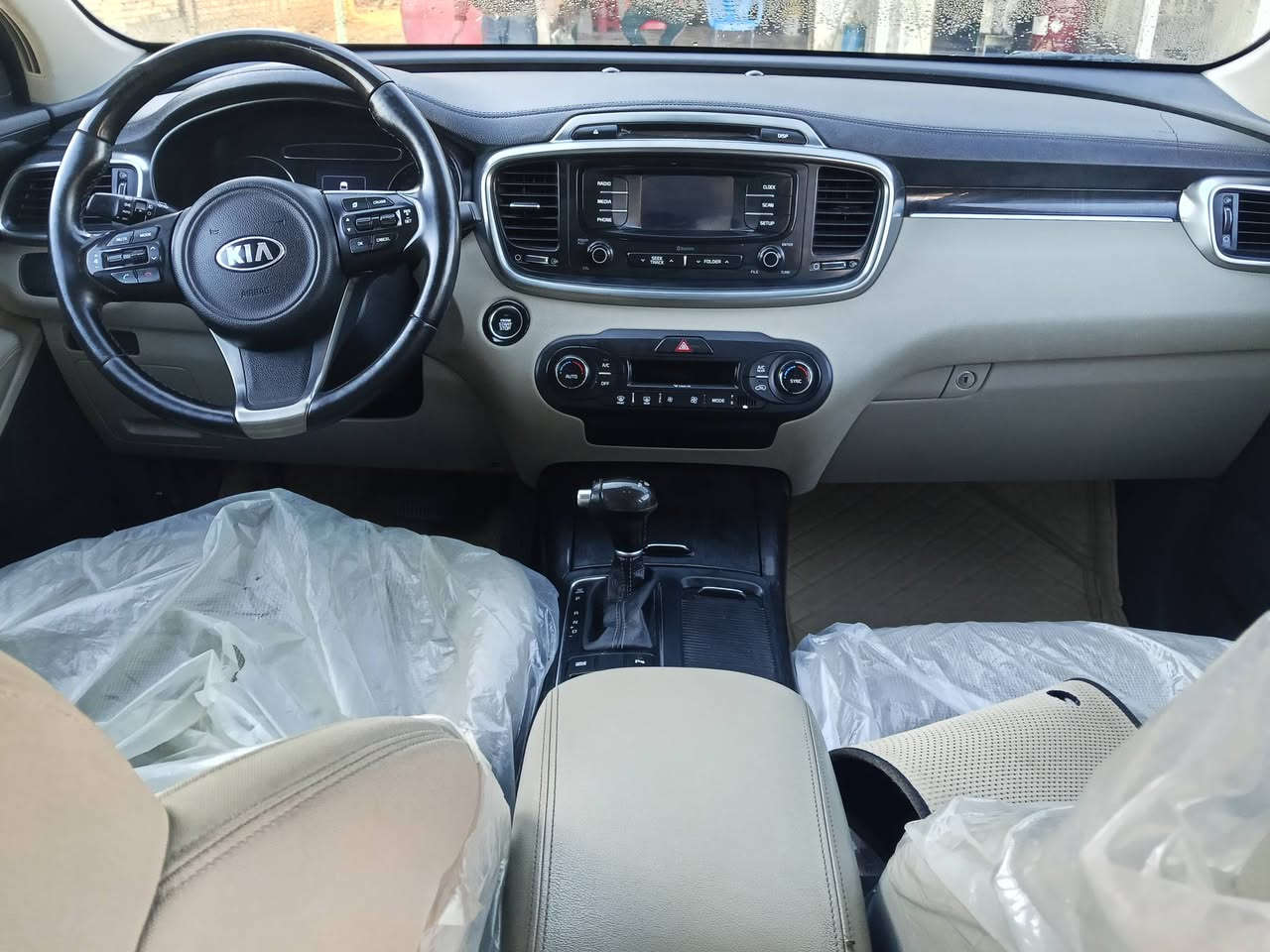 السلام عليكم سورنتو موديل 2016 خليجي مكفوله كفاله عامه من الكص والتبديل والصبغ العنوان الديوانية السعر 195
 ***********
