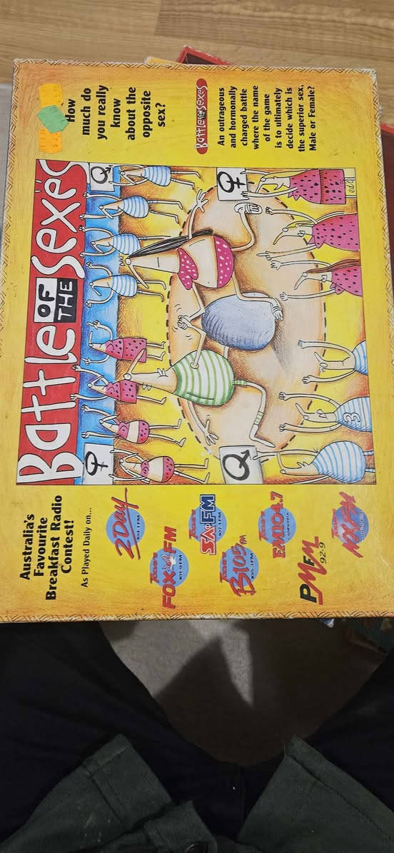 کۆمەڵە یارییەکی دانسقەی هەڵبژێردراوی بالە و لەنگە. (یاری ئەوروپی) 
پێکهاتووە لە ١١ یاری
یاریی فیکری و خێزانی بۆ گەورە و بچووک
هەمو یارییەکان پێکەوە دەفرۆشرێن 

مجموعة منسقة من العاب البورد الاوروبية
عددها ١١ لعبة
العاب فكرية و عائلية للكبار و الصغار
يباع كلهم مع بعض لا علردى حدة أربيل, العراق


**إذا كنت صاحب هذا الإعلان وتريد حذفه لأي سبب، رجاءا أرسل رسالة إلى الدعم الفني**