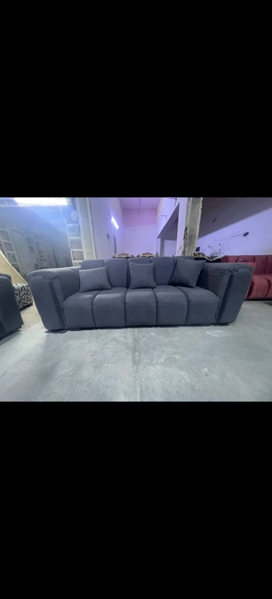 السلام عليكم ورحمة الله🌹
تخم ١٠ مقاعد 
المواصفات:
قماش خاولي🤩
المقعد بلوك اسود😈
متانه وثكل ☠️
هديه ١٠ كوشات 😯
هديه طبله وسطيه🤩
🤛بس بـ475 يا بلاش🤜


**إذا كنت صاحب هذا الإعلان وتريد حذفه لأي سبب، رجاءا أرسل رسالة إلى الدعم الفني**