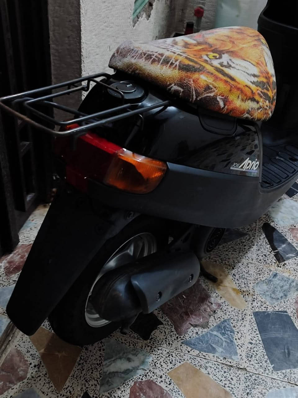 ذبانه بطه ياباني مكفول اوراق 650 سعرها 
***********

