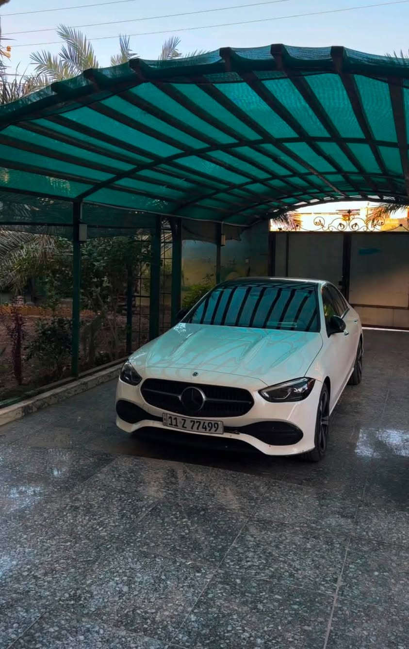 مرسيدس c300 للبيع فقط
وارد امريكي السياره ماشيه 47 الف ميل
بجم كبس 
حادثها خلفي تبديل قبق الصندوق مبدل بلادي+ قطعتين كلير بدون معجون او ضربه من امريكا 
مغلفه ppf بجم فقط 
مواصفات السياره : 
• فتحة 
• ⁠داخل 64 لون
• ⁠كشنات جلد + تحكم كامل + تدفئه+كشنات خزن
• شاشه كبيره
• ⁠تحكم سيترن كامل 
• ⁠صندوق كهرباء 
• ⁠حساسات 360 درجة
• ⁠كامرات خلفيه + اماميه 
• ⁠نقاط عمياء 
• ⁠وبقيه الموصفات المرسيدس معروفه
• ⁠السياره رقم بغداد ب أسمي السياره كلش جديده وجاهزه من كلشي سيرفس كامل بدون اي نقص السياره جديده وجاهزه من كلشي 
• ⁠سعر السياره 293 وبيها مجال مكان السياره بصره حي الخضراء 
• ⁠للاستفسار اكثر  : ***********
