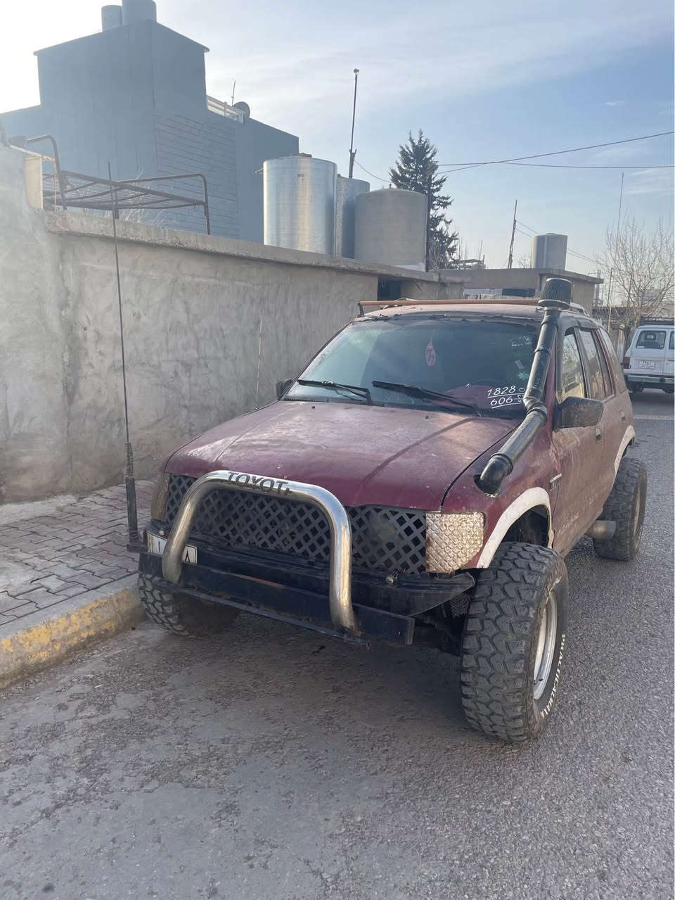 کیای سپۆرت تاج ١٩٩٥ علوج گێرو مەکینەو ئەکسلو کارەبای بە شەرت کامل دسکاری کراوە شیوتە لەوی دەبڵ تایەو ویل هەموو گیانی دسکاریە سەیارەکە ٤ بستۆنە لە قوتی بێزارە شوێن هەڵەبجەی شەهید سعری ٢٣ گەڵاو کەمێ معمالە *********** حلبجة, السليمانية
