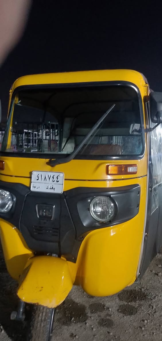 تكتك موديل 2021/11/25 رقم وسنويه  مكينه مكفوله 
بيها ضربه بصفحه معمرة بارد وبيها ع كد اربع صابع فوك لبك لايت
 كهربائيات شغاله سعر ٨ وبيها مجال +تجي تكلب وشوف وتقتنع وتدلل 
رقم *********** 
حي السفير /شماعيه
