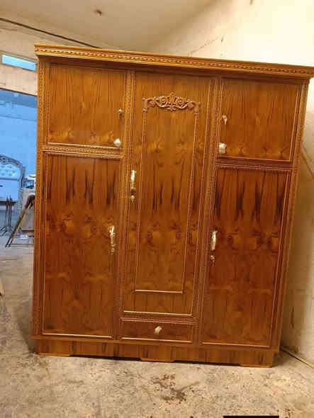 يتوفر كناتير نجاره شغل درجه ثانيه خشب عراقي 4 ملم التوصيل والشد مجاني
***********
