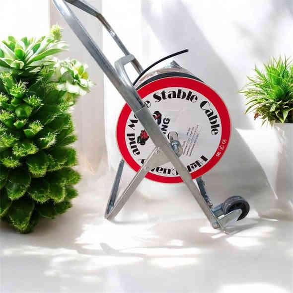 توفرت 
حاملة بكرة👉
مصنوعة من حديد مجلفن قوي ضد الصدأ. 
تثبّت البكرة عليها وتخليها تدور بحرية أثناء سحب الكيبل.
 • تمنع تشقلب أو انزلاق البكرة على الأرض.
 • تسهّل عملية اللف والفك وتخليها مرتبة ونظيفة
السعر 25.000 🪻
للإستفسار تواصل معنا📞
📞***********
توجد خدمة توصيل📮🦋 خلال 24 ساعة
