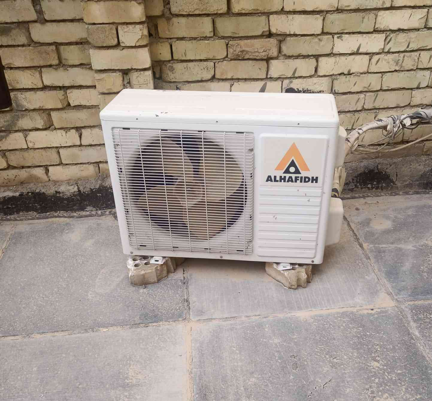 سبالت حجم 2طن شغالات للبيع منطقه حي الفارس سعر الواحد 250 للاستفسار المراسله على  الخاص


**إذا كنت صاحب هذا الإعلان وتريد حذفه لأي سبب، رجاءا أرسل رسالة إلى الدعم الفني**