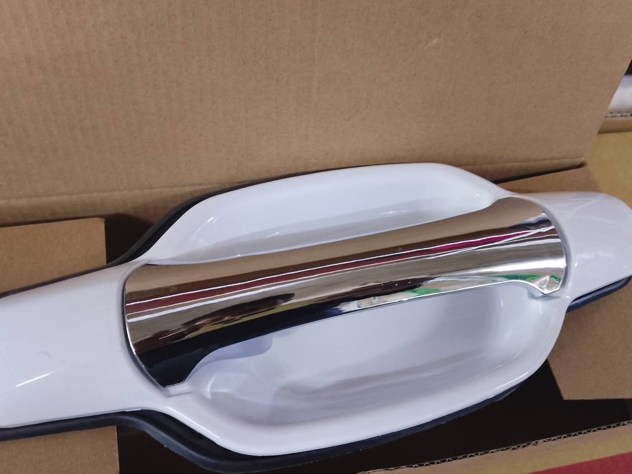 متوفر يده باب كريت وول خارجيه جميع الالوان وجميع الموديلات
للحجز راسل الصفحه او الاتصال على الارقام التاليه 
***********
***********
