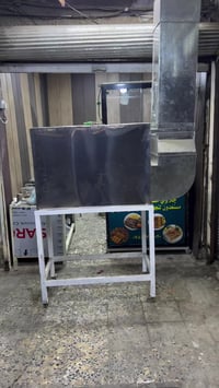 شواية كباب وجام خانة و ميز بعدهن جدد كلش وياهن شياش مال كباب سعرهن 350...