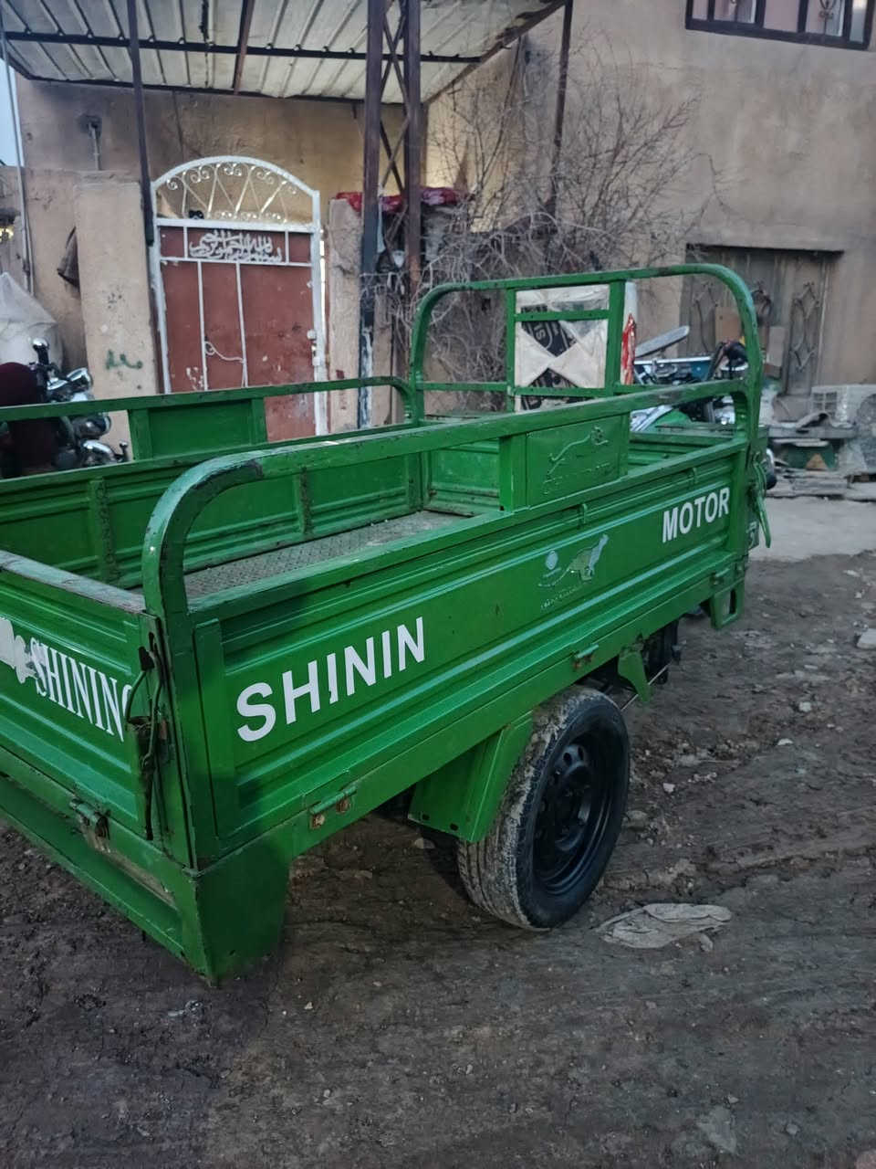 سلام عليكم 
ستوته مديل21اوراق
مكينه مجفتا كهرباية شغاله سلف هندر/
السعر 1/575اوبيه مجال /استفسار***********/بي واتساب
