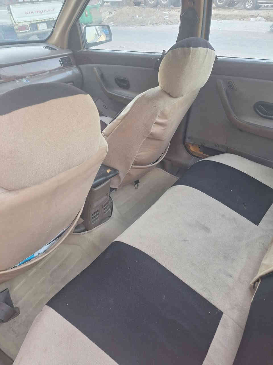 سلام عليكم سمند البيع موديل ١١ سياره جاهزه وكامله كير ومحرك وتبريد خير من الله سياره باسمي مصفره من كلشي  سعر(34)وبيه مجال مال جيه..
[***********
