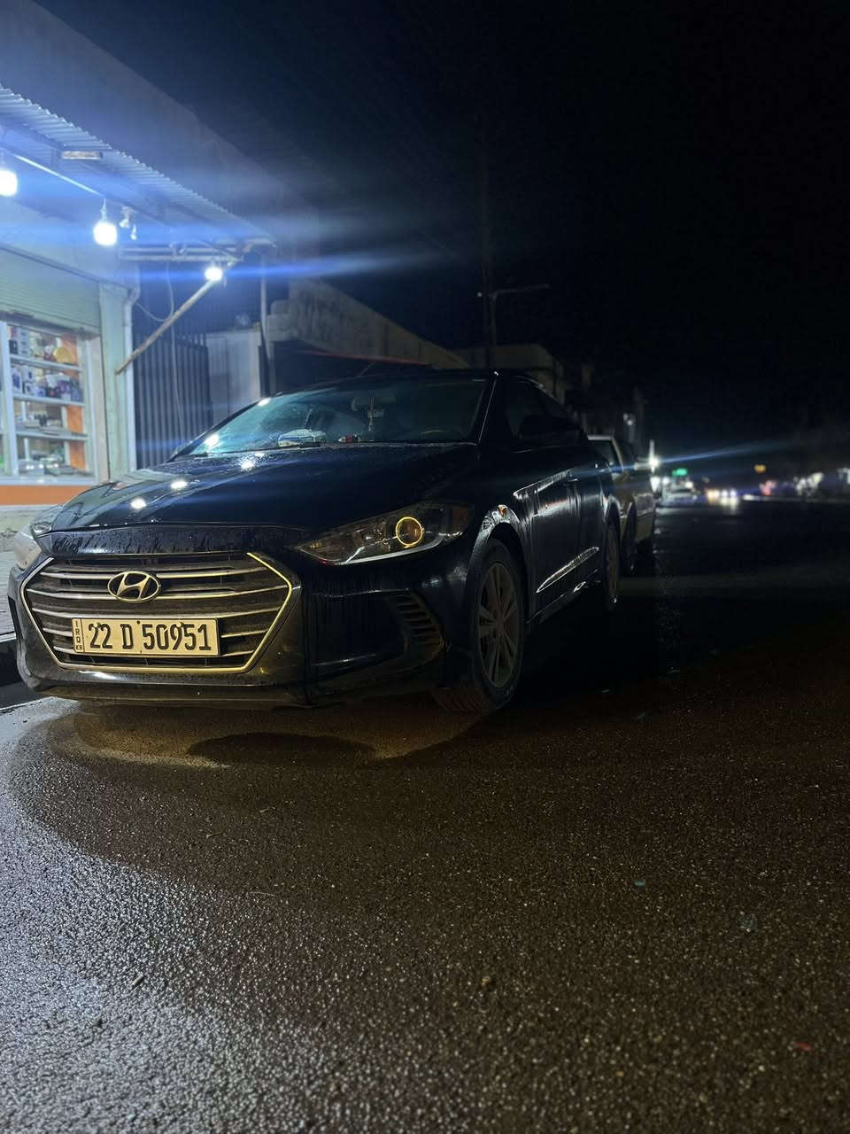 سلام عليكم 
المقدسة للبيع 
حادثهه موضح بصورة 
گير مكينة ورقم وسنوية مكفولات وبسمنة 
سيارة جاهزة مال بيت 
سعر ١١٣
للتواصل ***********
