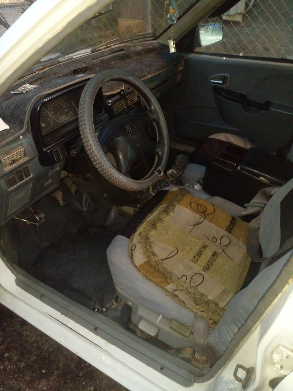 سايبا للبيع مديل 2010
مكفولة من الضربة مكينة بيهة خيط تبخير السعر 38 بغداد
***********
