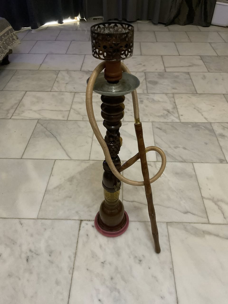 ٣ اخوان للبيع واحد احسن من الثاني بس مشكلتهم العقوق

الجبير بابلي و الوسطاني من برا خشب و من داخل ستيل اصلي و اخر العنكود صغير بس بي كل البلاوي 
كل واحد بسعره و السعر مناسب ما اغني انا لان صوتي يلعب النفس


**إذا كنت صاحب هذا الإعلان وتريد حذفه لأي سبب، رجاءا أرسل رسالة إلى الدعم الفني**
