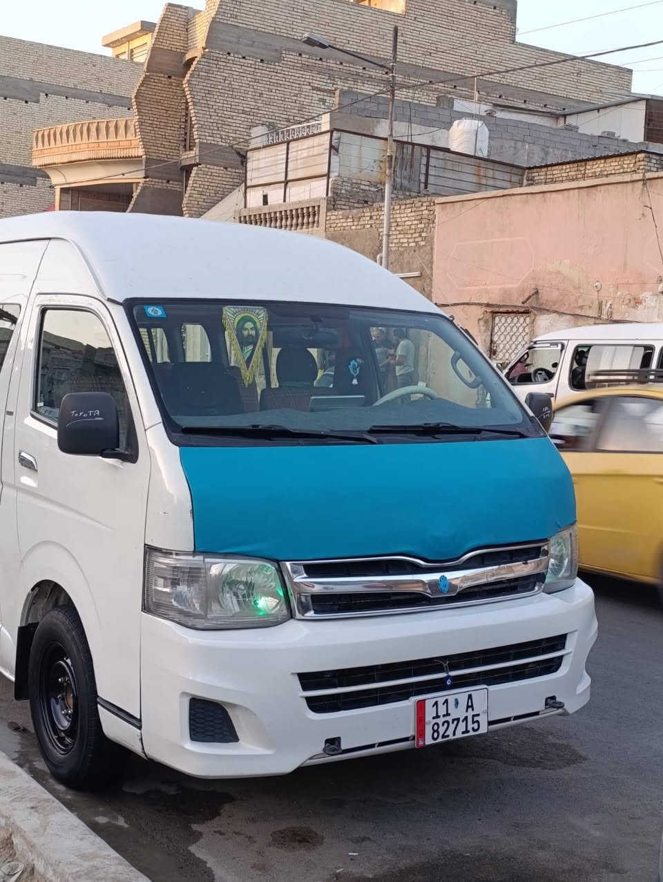 سلام عليكم هايسه مديل 2009سياره حلوه بيها صفحه طويله صبغ بدون ضربه ولا معجون مكينه كير اكسن تبريد خير من الله منضومه غاز سياره حلوه جاهزه السعر180وبيها مجال  رقم ***********
