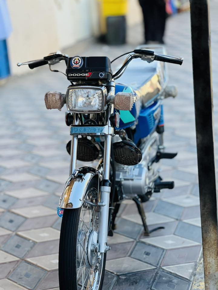 سلام عليك دراجه شلامجه زيرو شرط لفحص اوراق اصولي موديل2023 دراجه مامتعوبه تصل وخادم***********
