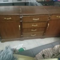 بوفيه صاج تزكام للبيع سعر 100وبيهه مجال هاتف 07726527559