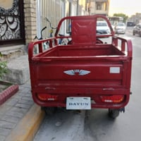ستوته شحن مرتبه بطاريات تعبانه شوي ومرايات وحده مكسورة وبس نضيفه اريده...