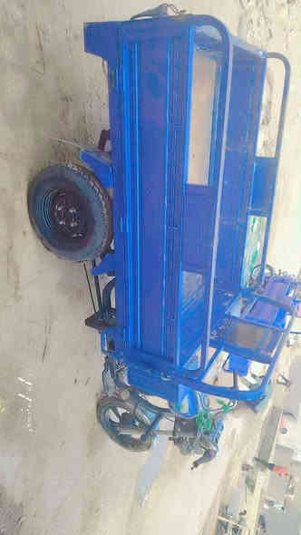 السلام عليكم
ستوته. موديل 22اوراق اصولي مكينه 2025. كهربائياته كله شغاله جاهزه من كلشي مال جناي السعر 1600 وبيه مجال 
***********
