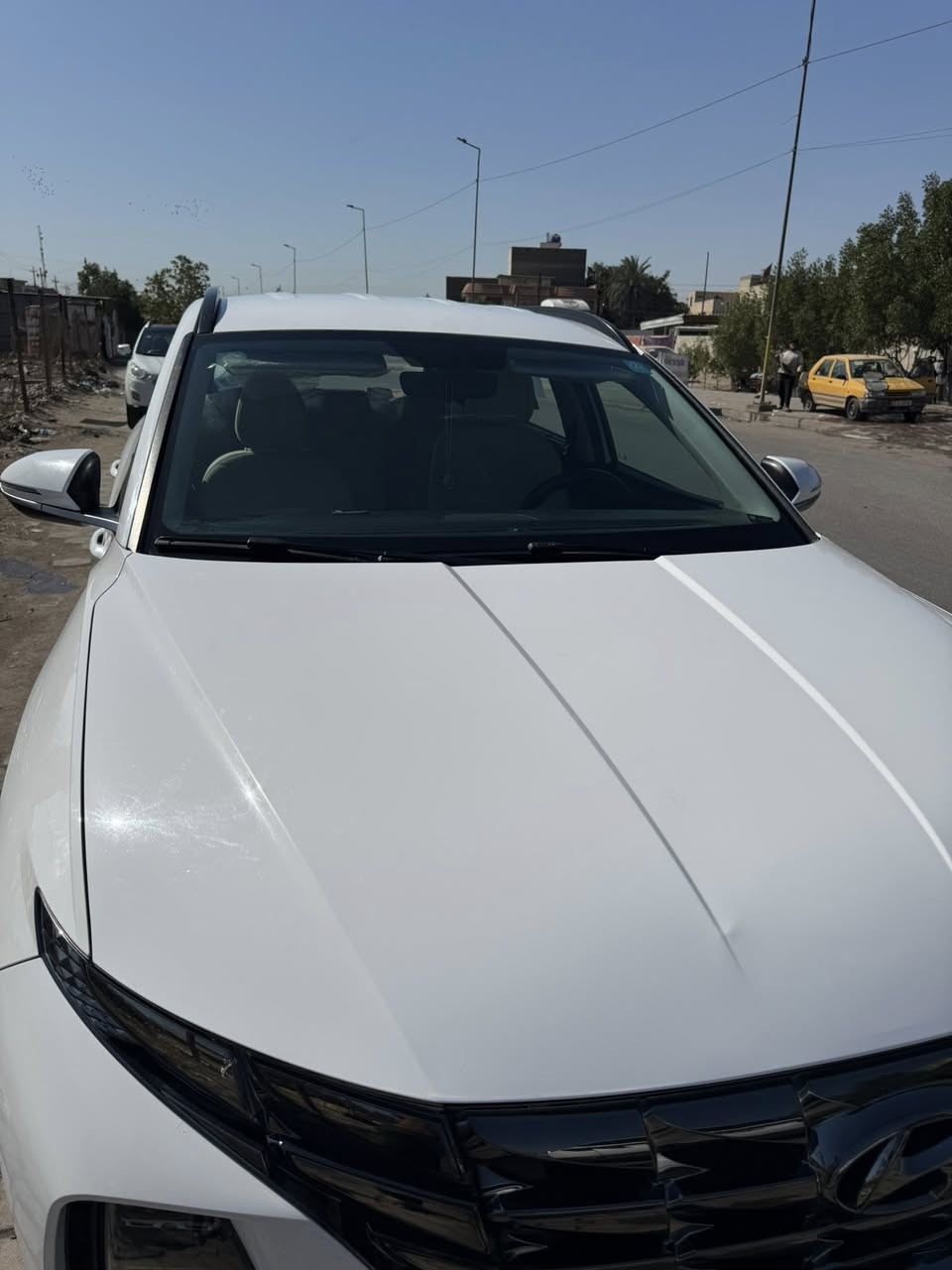 توسان خليجي موديل 2024 للبيع السيارة ماشية 47سيارة جديدة  سيارة فول ما عدا البانوراما بيها بارد كما موضح بسونار.

المواصفات :- 

بصمة 

تشغيل عن بعد

ثنين كشن كهرباء 

سايد بريك دكمة 

حساسات امامي خلفي

ثلاث انضمة قيادة 

مانع تزحلق 

مري شفط 

صعود منحدرات  

قطعتين تبريد 

اوتوهولد

بردة خلفية 

اشاير بالمري 

كامرة خلفية دوارة 

شاشة حجم كبير 

شحن لاسلكي 

عنوان :- بغداد / مدينة الصدر

السعر 210ورقة 

الاستفسار ***********
