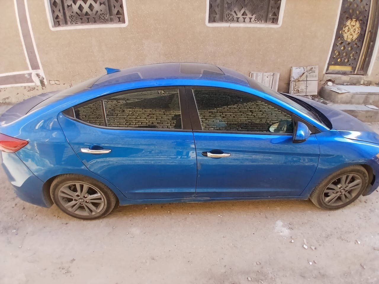النترا ٢٠١٧ وارد امريكي فول للاخير حادثهه جاملغ وحافه البنيد بدون دواخل وبيهه طخه هنا بالعراق الجاملغ الثاني مصلح ومصبوغ مكينه ٢٠٠٠ دوش للمراوس حسب القناعه رقمي ***********
