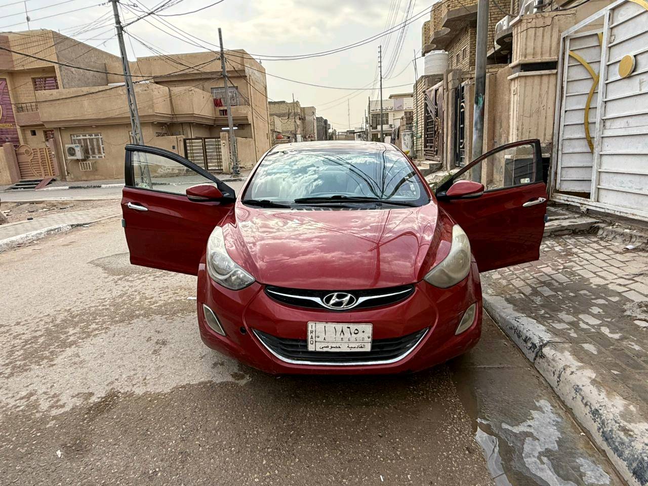 سلام عليكم عيني سياره للبيع النترا هونداي موديل 2013مكفوله بس قبق جنطه وداخل يخبل امانت الله خوش سياره نضيفه اربعه سلندر بسعر 112ورقع وبيها مجال للشرايه عنوان كربلاء ملحق فارس قرب محطت باب كفيل 
ملاحضه: رقم يجي وياها 
