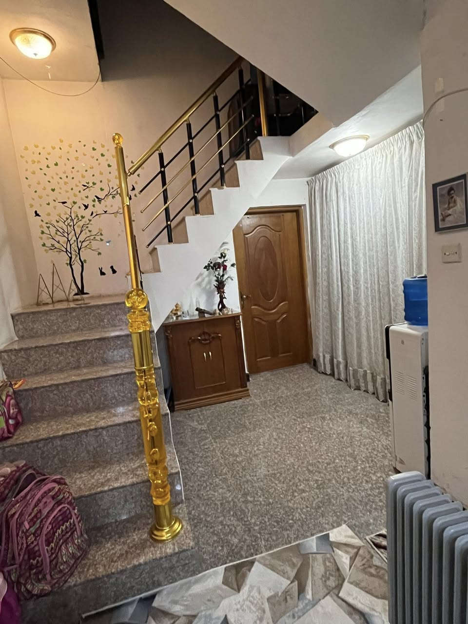 بيت للبيع
١٠٠ متر ٥ في ٢٠ أم الخيل الثآلثة قرب الحولي شارع المشتل طابق واحد كونكريت مسلح 
للأستفسار ***********
